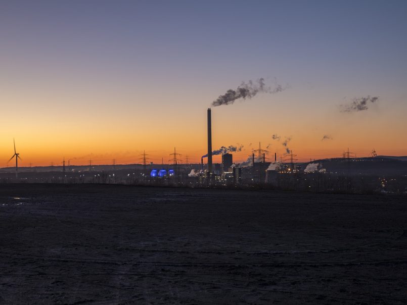 Kläranlage Bottrop mit Windrad. Foto: Andreas Fritsche/EGLV